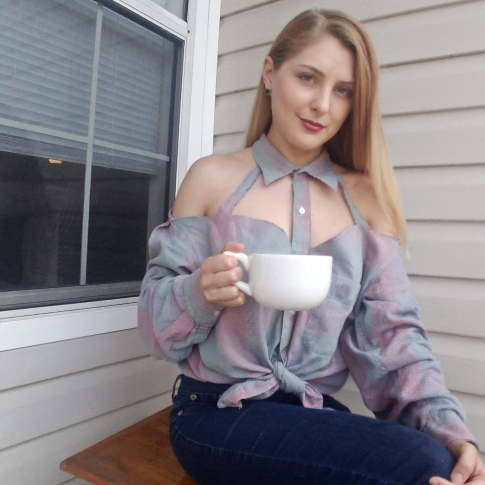 Meet your Posher, Bobbie anne